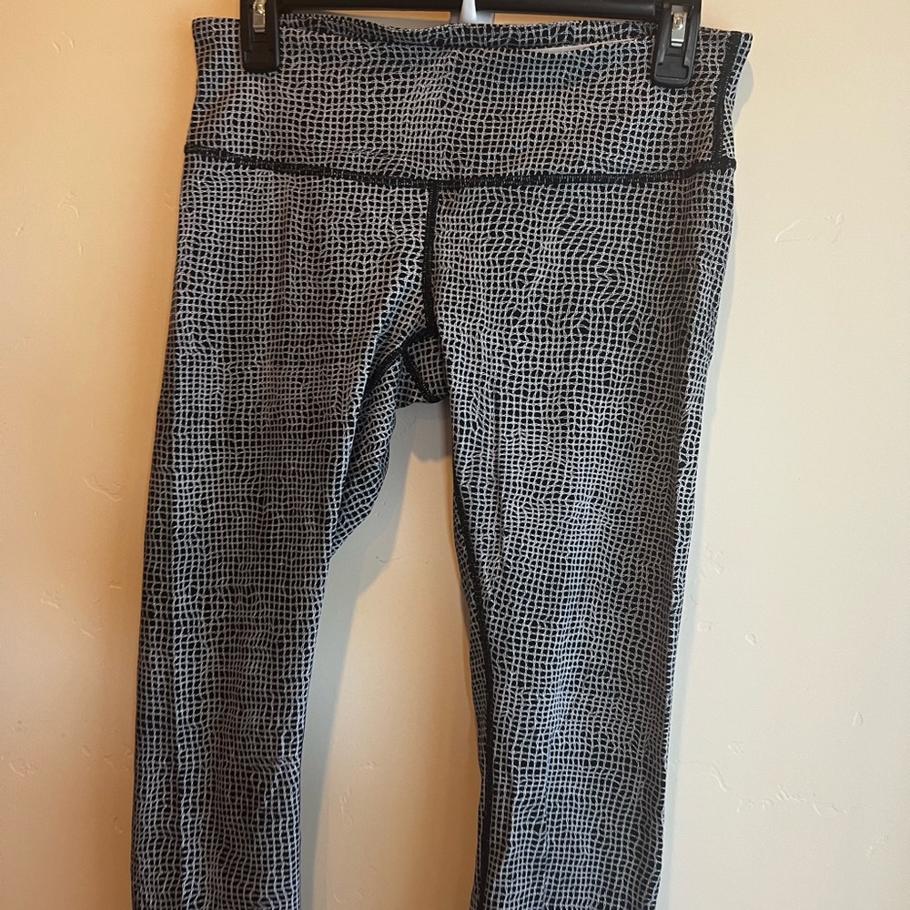 Lululemon Athletica Black and White Patterned Leggings